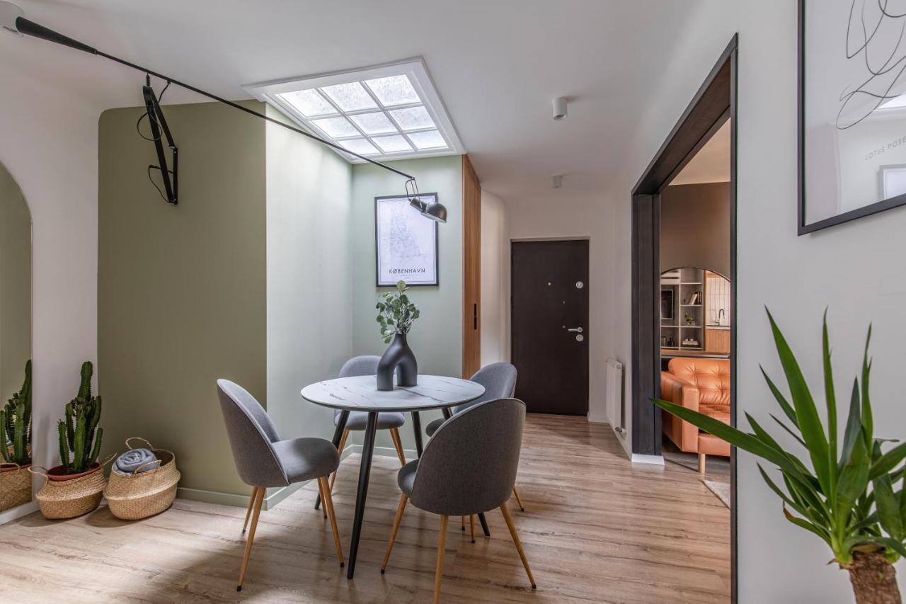 Downtown Story By Urbanesq Apartment Bucharest Exterior photo