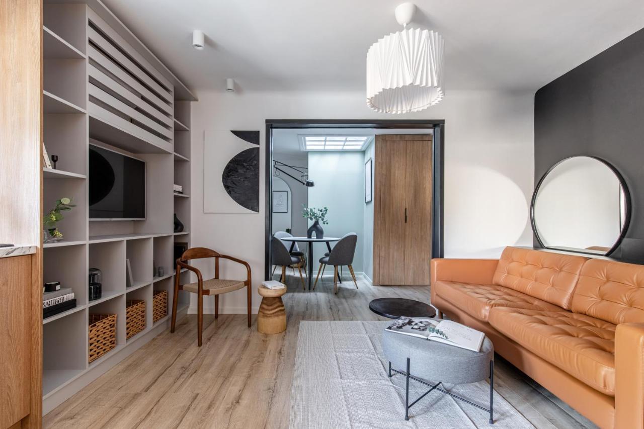 Downtown Story By Urbanesq Apartment Bucharest Exterior photo